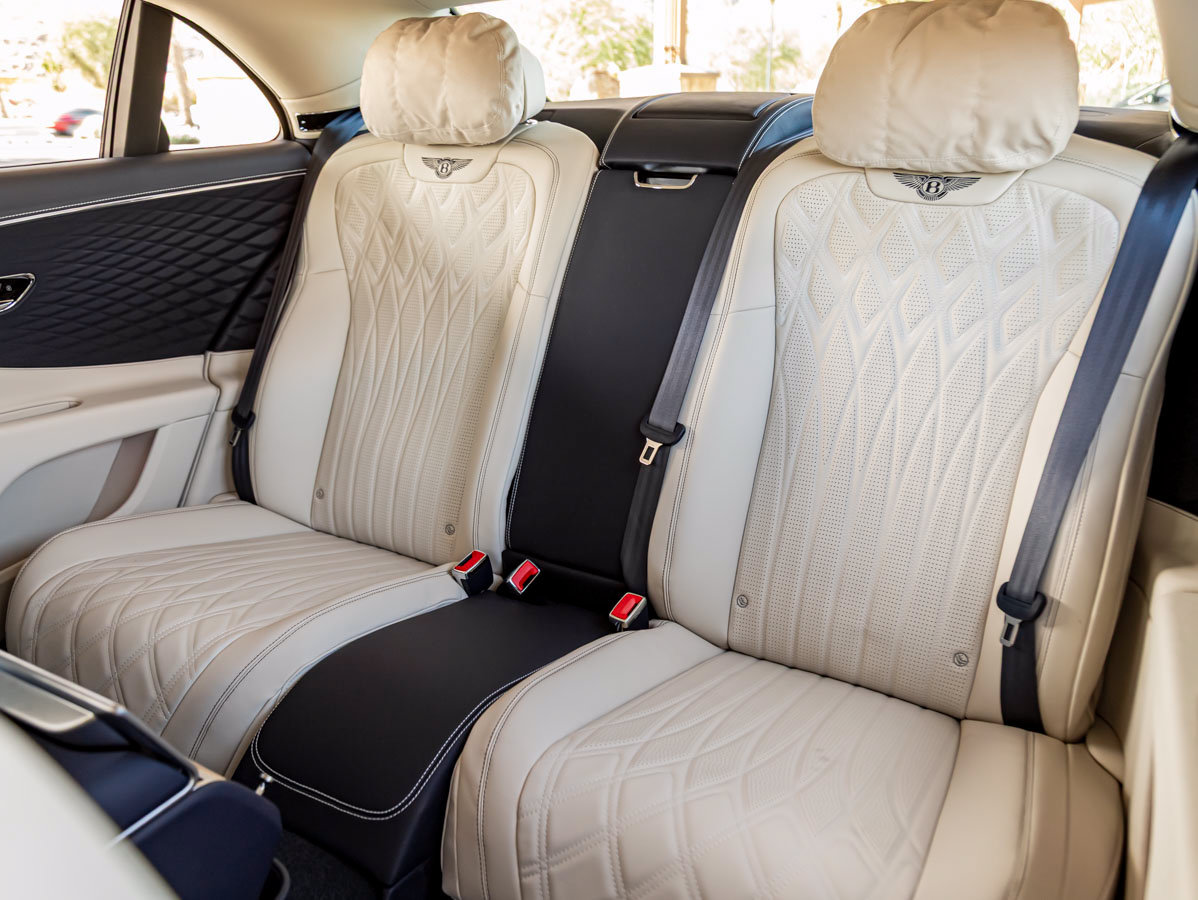 Used 2026 Bentley Flying Spur Azure AWD/4WD image 26