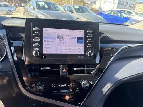 Used 2022 Toyota Camry LE image 20