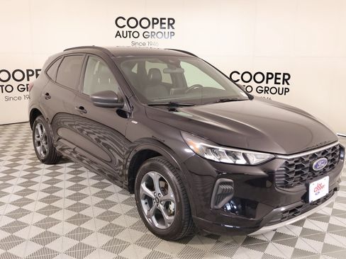 Used 2023 Ford Escape ST-Line AWD/4WD image 1