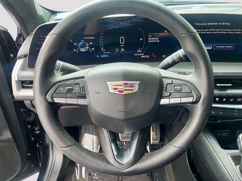 Used 2025 Cadillac XT4 Sport AWD/4WD image 11