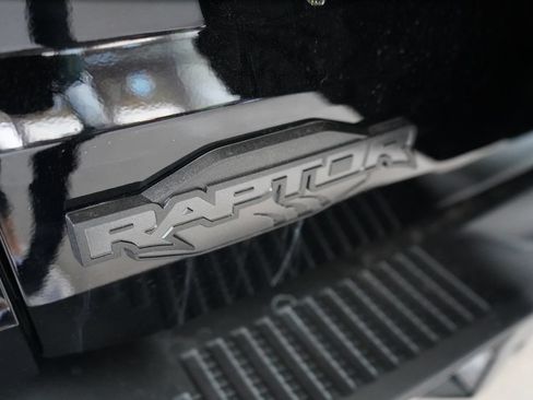 Used 2025 Ford Bronco Raptor AWD/4WD image 5