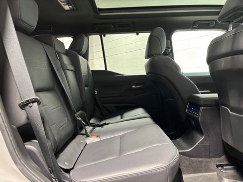 Used 2024 Lexus GX 550 image 40