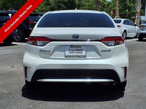 Used 2021 Toyota Corolla LE FWD image 6