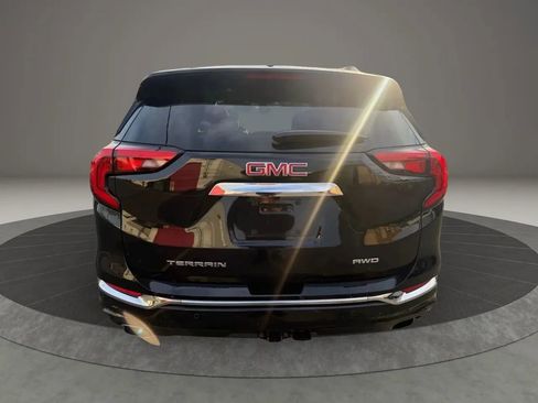 Used 2018 GMC Terrain Denali w/ Comfort Package image 6