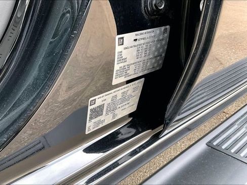 Used 2020 GMC Sierra 1500 AT4 w/ Off-Road Performance Package image 14