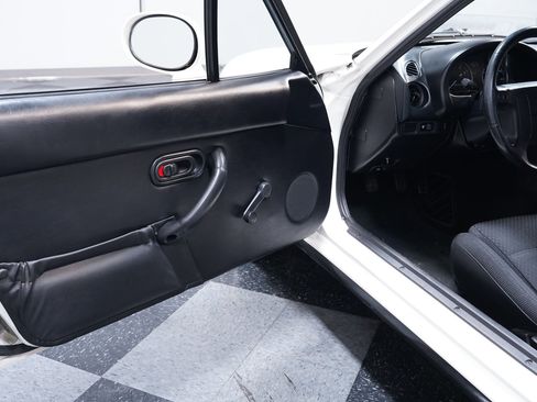 Used 1994 MAZDA MX-5 Miata image 28
