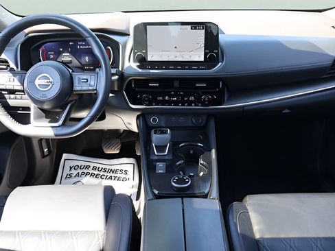 Used 2021 Nissan Rogue Platinum AWD/4WD image 12
