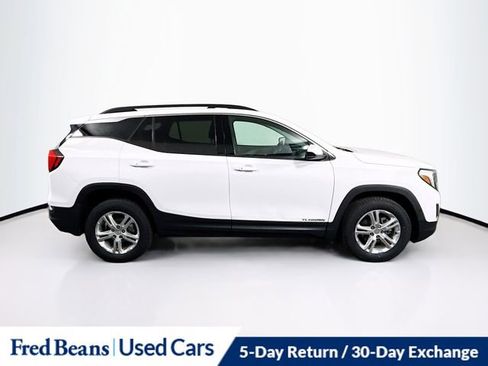Used 2020 GMC Terrain SLE w/ Driver Convenience Package image 9