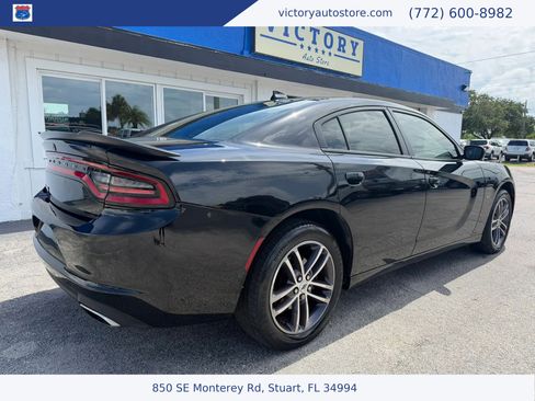 Used 2018 Dodge Charger GT AWD/4WD image 3