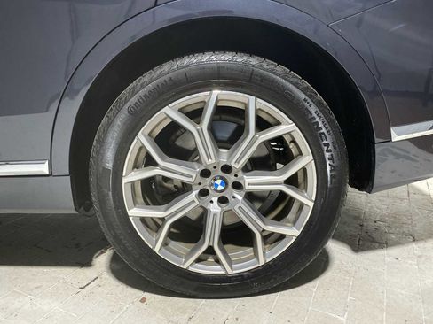 Used 2019 BMW X7 xDrive50i w/ Premium Package AWD/4WD image 8