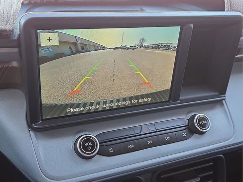 Used 2022 Ford Maverick Lariat w/ Equipment Group 500A Standard image 28