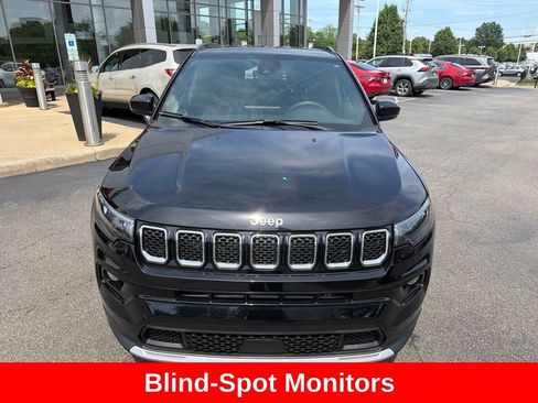 Used 2024 Jeep Compass Limited AWD/4WD image 10