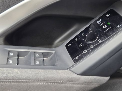 Certified 2025 Audi SQ5 Premium Plus image 30