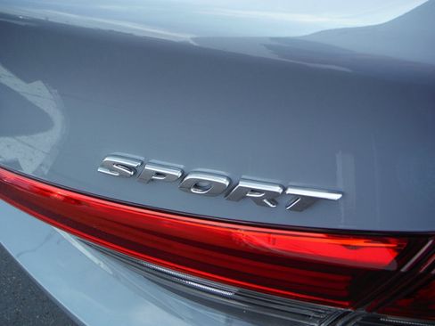 Used 2023 Honda Civic Sport image 8