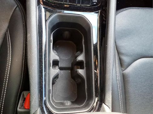 Used 2025 Jeep Compass Limited AWD/4WD image 13