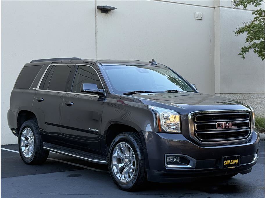 Used 2018 GMC Yukon SLE w/ SLE Value Package RWD image 2