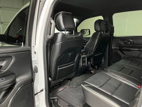 Used 2022 RAM 1500 Limited w/ Body Color Bumper Group AWD/4WD image 44