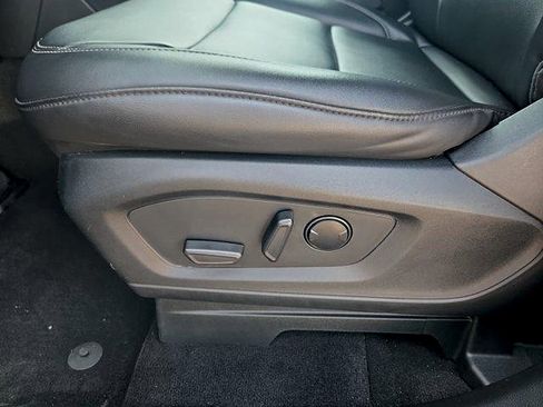 Certified 2023 Ford Explorer XLT w/ Equipment Group 202A AWD/4WD image 12