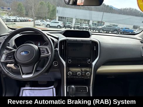 Used 2019 Subaru Ascent Premium w/ Popular Package #2 image 16