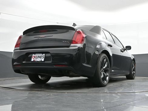 Used 2022 Chrysler 300 S RWD image 38