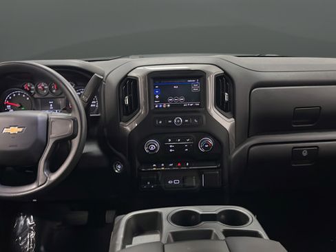 Used 2023 Chevrolet Silverado 1500 Custom AWD/4WD image 11