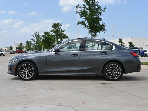 Used 2020 BMW 330i xDrive Sedan w/ Premium Package AWD/4WD image 6