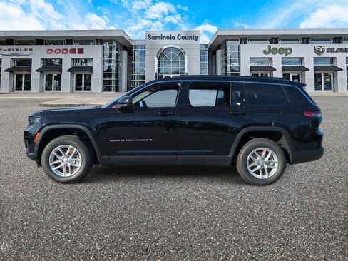New 2025 Jeep Grand Cherokee L Laredo w/ Luxury Tech Group I RWD image 5