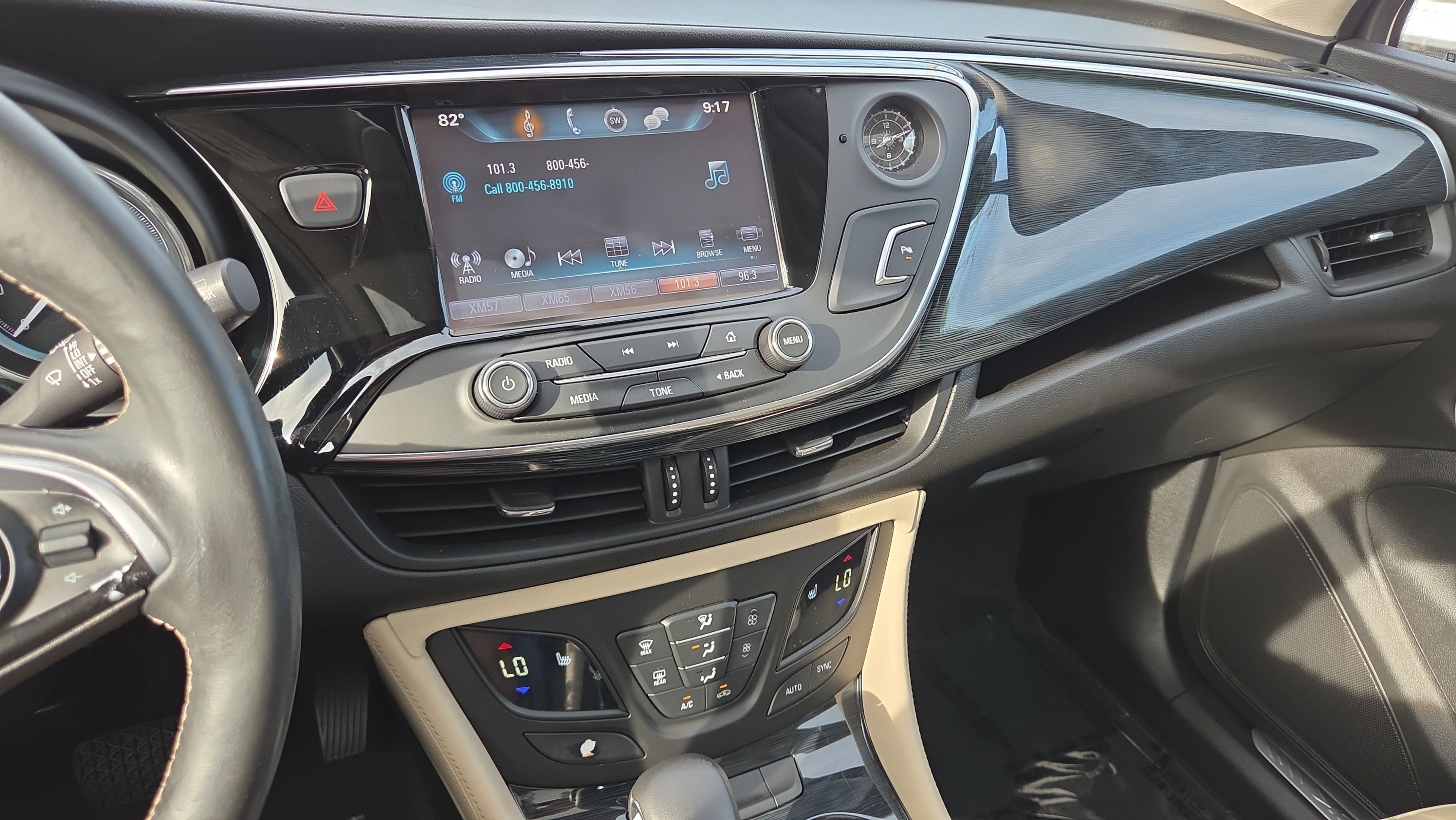 Used 2017 Buick Envision Essence FWD image 25