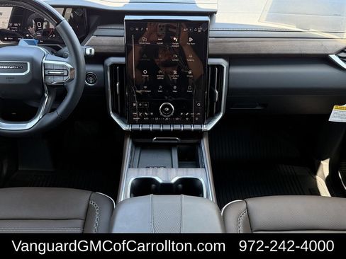 New 2026 GMC Acadia Denali Ultimate w/ LPO, Floor Liner Package AWD/4WD image 13