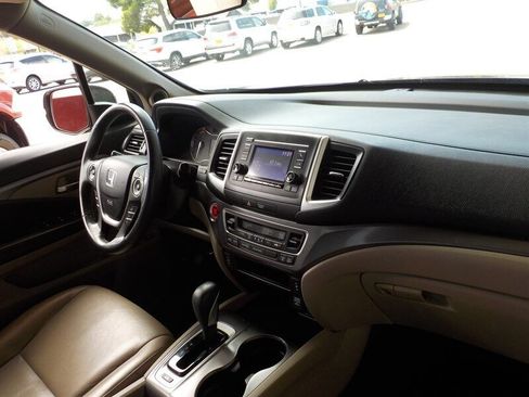 Used 2018 Honda Ridgeline RTL image 3