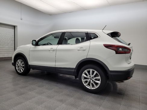 Used 2021 Nissan Rogue Sport S image 3