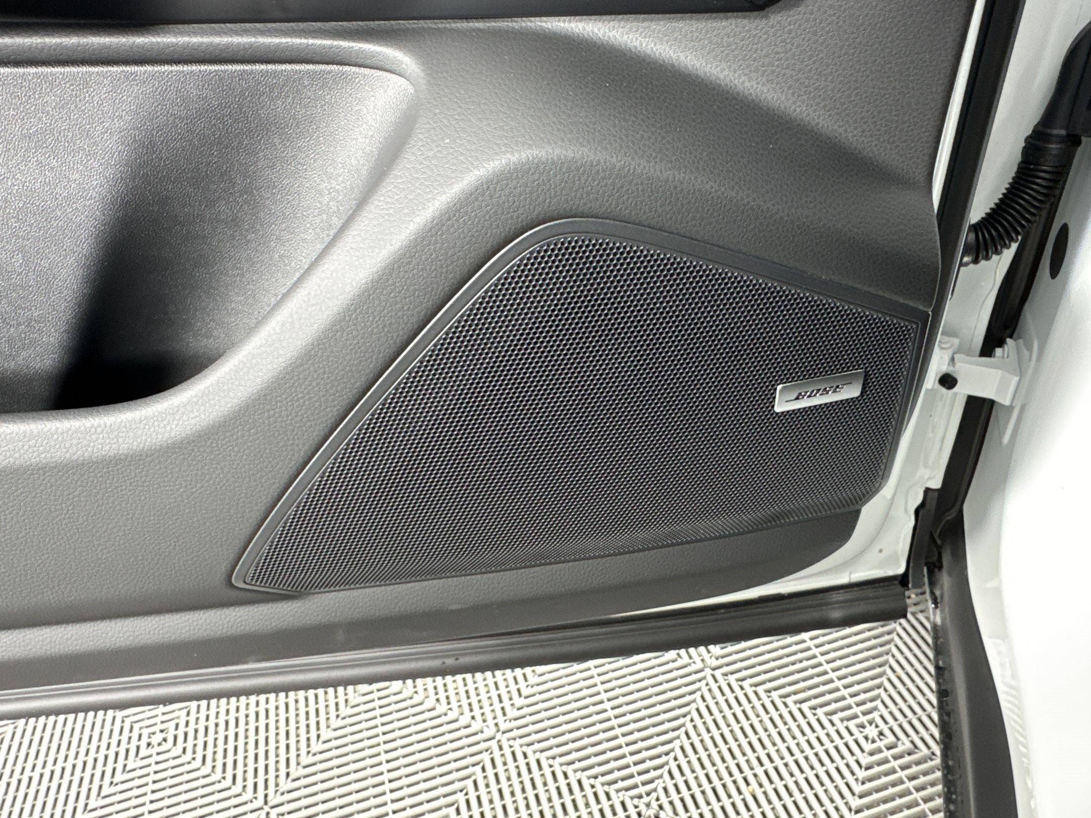 Certified 2026 Porsche Cayenne AWD/4WD image 22