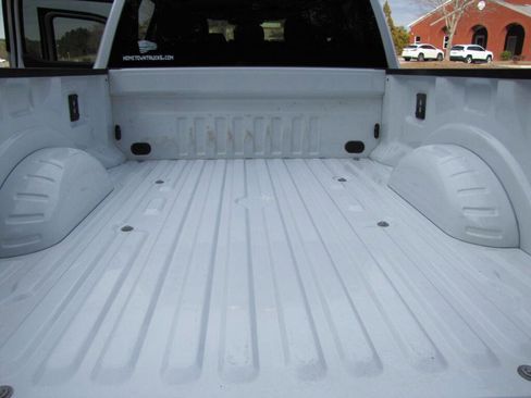 Used 2024 Ford F250 XLT w/ FX4 Off-Road Package image 31