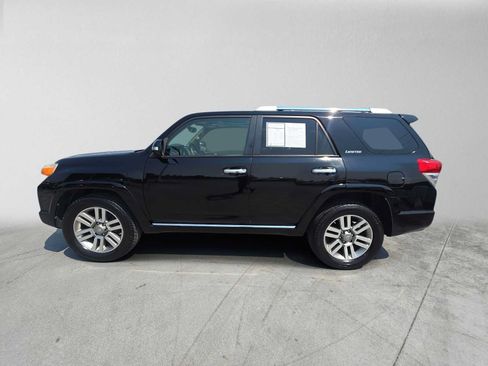 Used 2011 Toyota 4Runner Limited AWD/4WD image 6