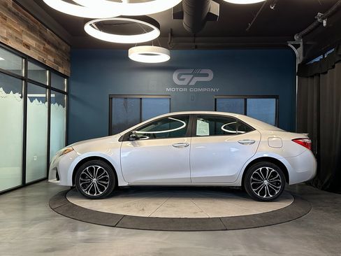 Used 2016 Toyota Corolla S image 6