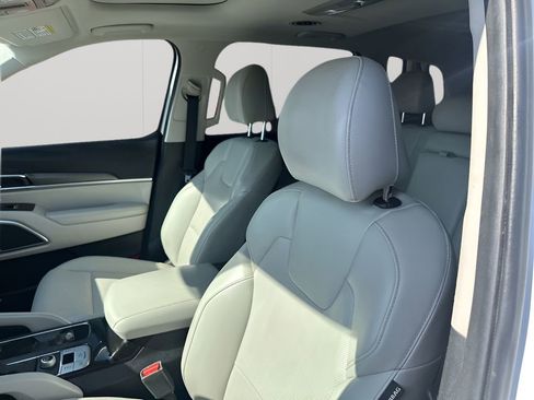 Used 2020 Kia Telluride S w/ S 8 Passenger Seating Package image 26