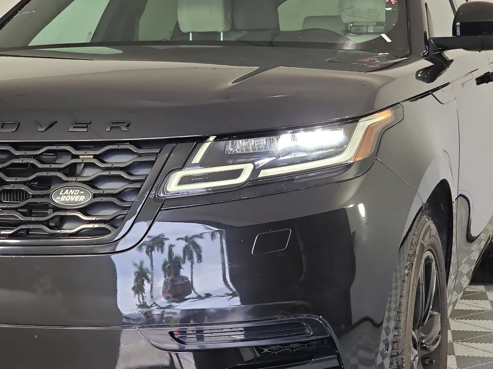 Used 2021 Land Rover Range Rover Velar R-Dynamic S AWD/4WD image 31