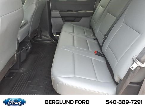 Used 2023 Ford F550 4x4 Crew Cab Super Duty image 14