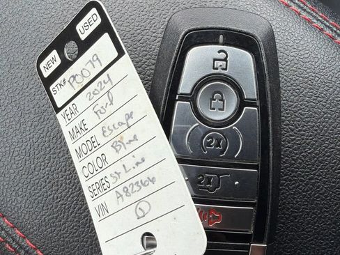 Used 2024 Ford Escape ST-Line w/ Tech Pack #1 AWD/4WD image 28