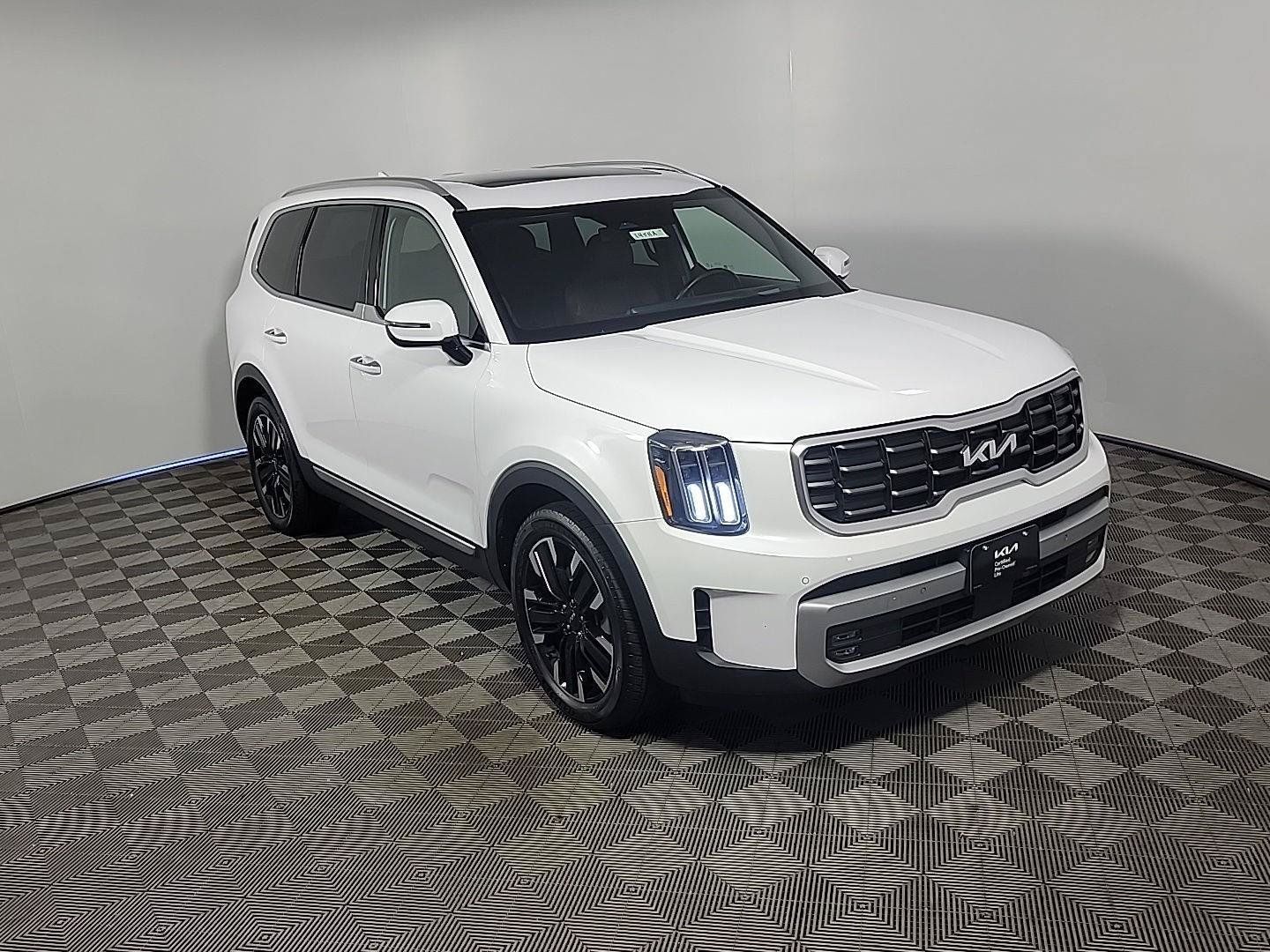 Certified 2023 Kia Telluride SX Prestige AWD/4WD image 2