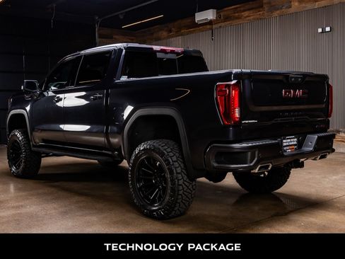 Used 2022 GMC Sierra 1500 AT4 w/ AT4 Premium Package AWD/4WD image 7