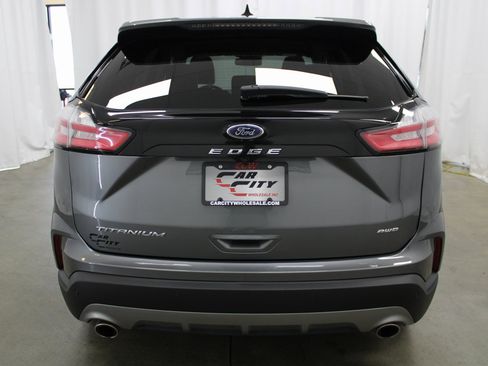 Used 2024 Ford Edge Titanium image 6