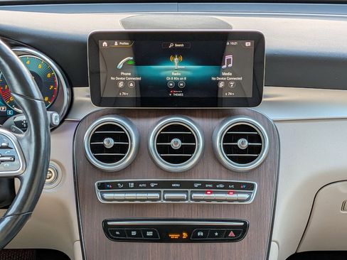 Certified 2021 Mercedes-Benz GLC 300 4MATIC image 19