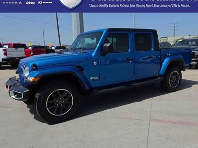 Used 2022 Jeep Gladiator Overland w/ Popular Equipment Package