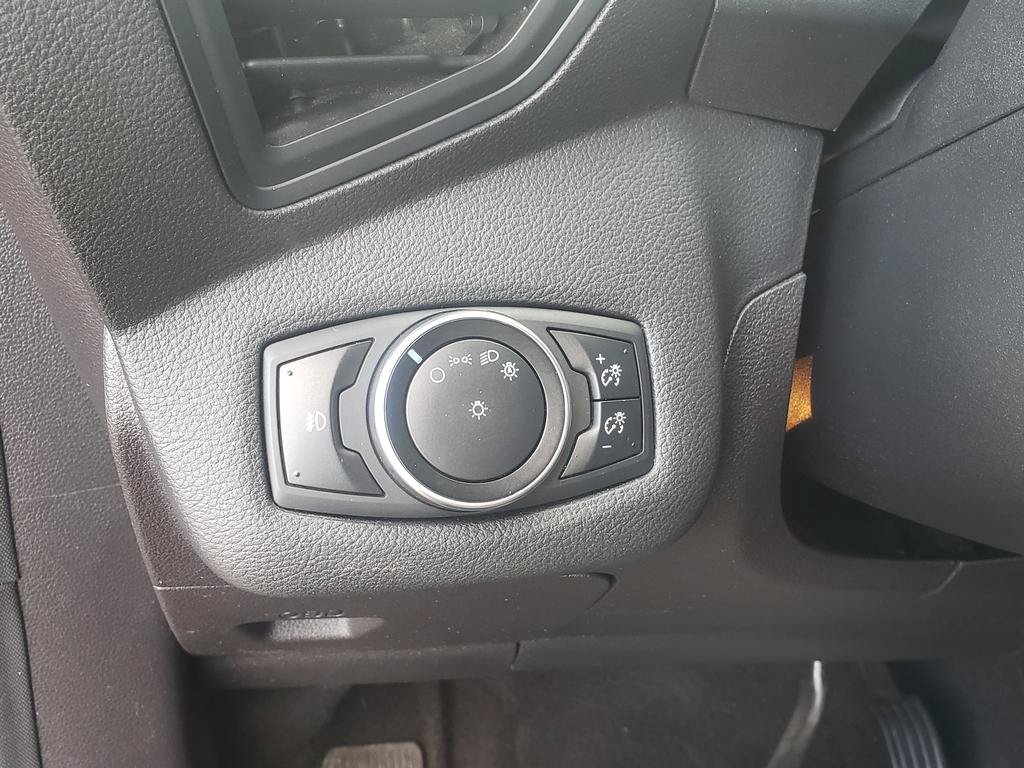 Used 2016 Ford Escape SE FWD image 20
