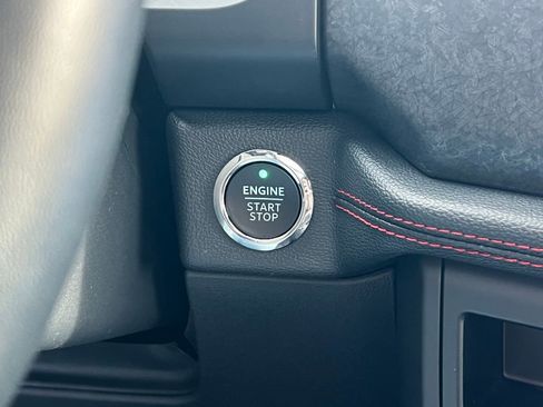 Used 2024 Ford Expedition Limited image 34