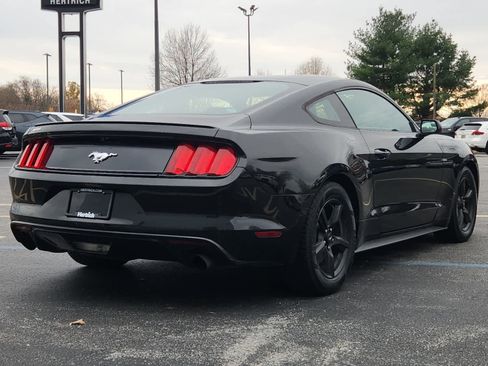 Used 2015 Ford Mustang EcoBoost image 3