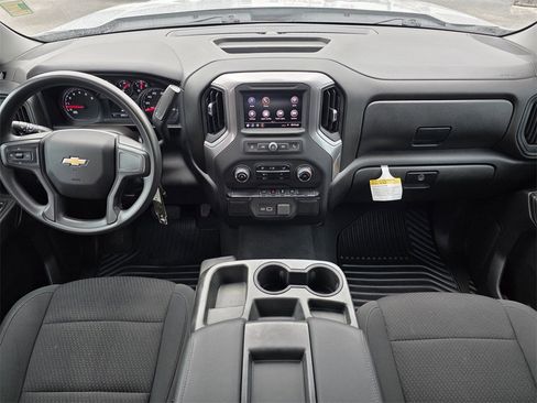 Used 2021 Chevrolet Silverado 1500 Custom image 9