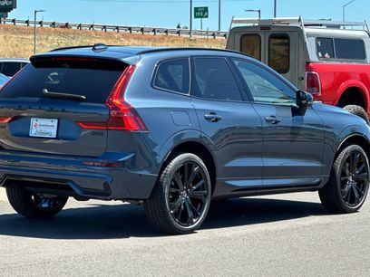 New 2026 Volvo XC60 B5 Ultra w/ Climate Package