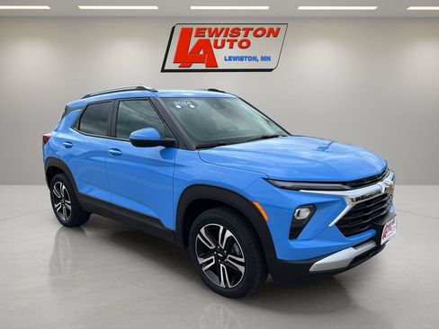 Certified 2024 Chevrolet TrailBlazer LT w/ LT Cold Weather Package AWD/4WD image 14